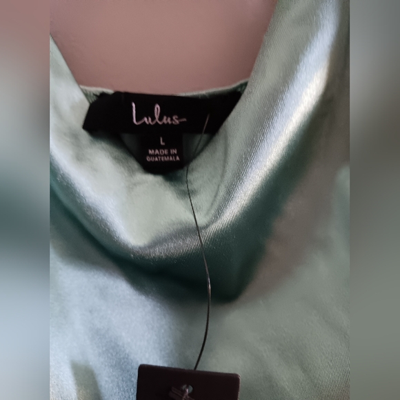 Lulu's Dress - Picture 5 of 5